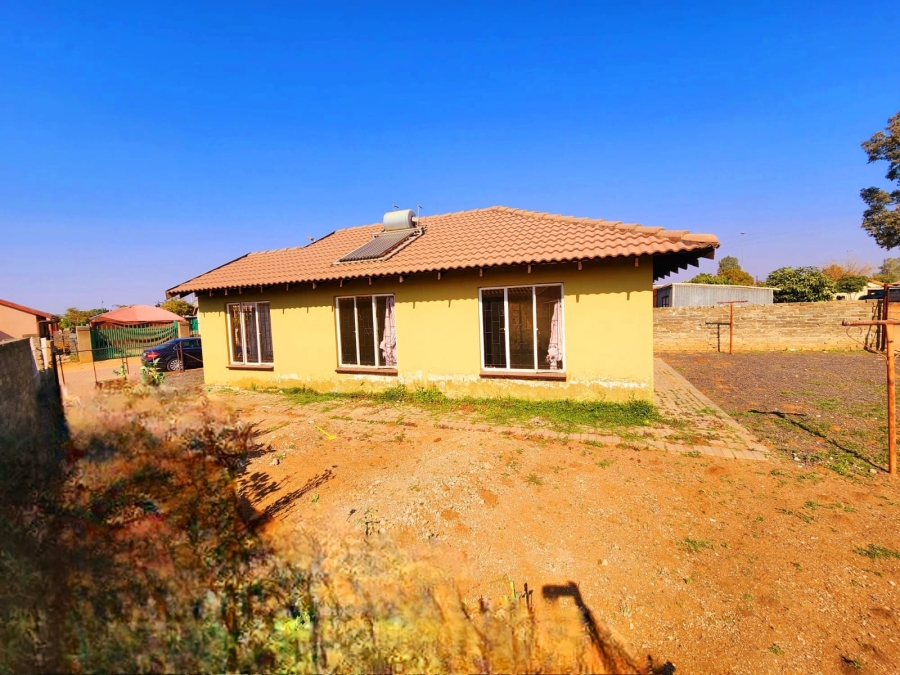 3 Bedroom Property for Sale in Boitekong North West